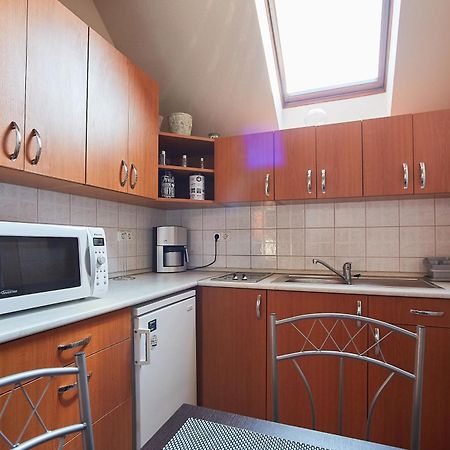 Lujza Apartman Goedoelloアパートメント エクステリア 写真