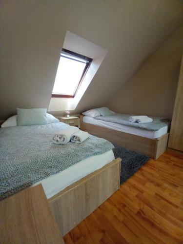Lujza Apartman Goedoelloアパートメント エクステリア 写真